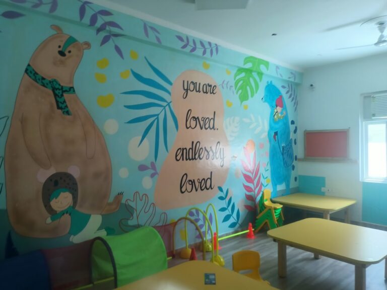 Wallpapers by Shri Ram Home Decor.