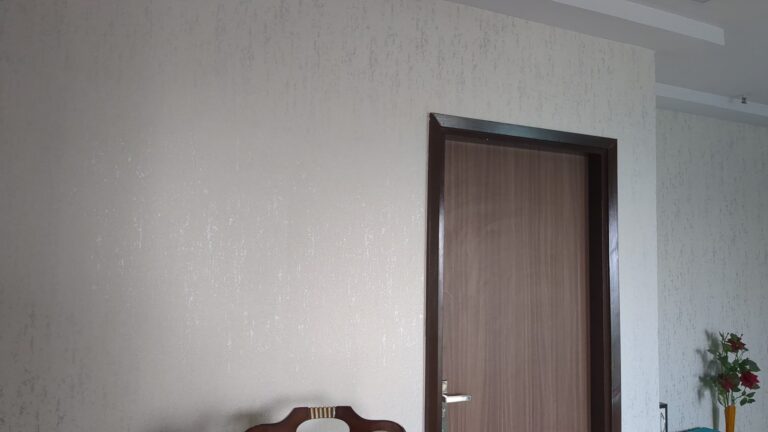 Wallpapers by Shri Ram Home Decor.